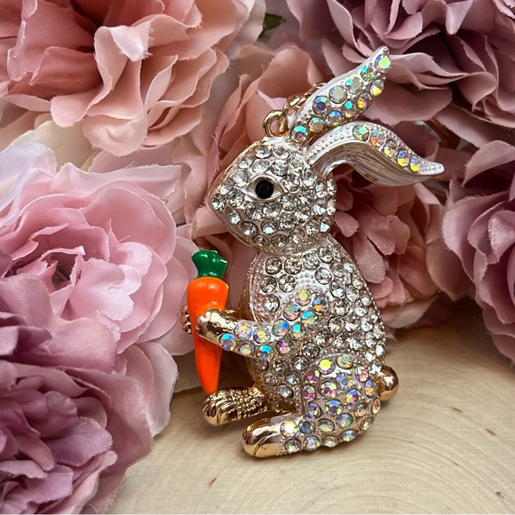 Silver Crystal Bunny Rabbit with Carrot Keychain Charm - Picture 8 of 16
